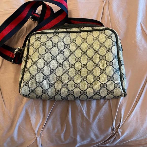 Vintage Gucci bag - Picture 2 of 5